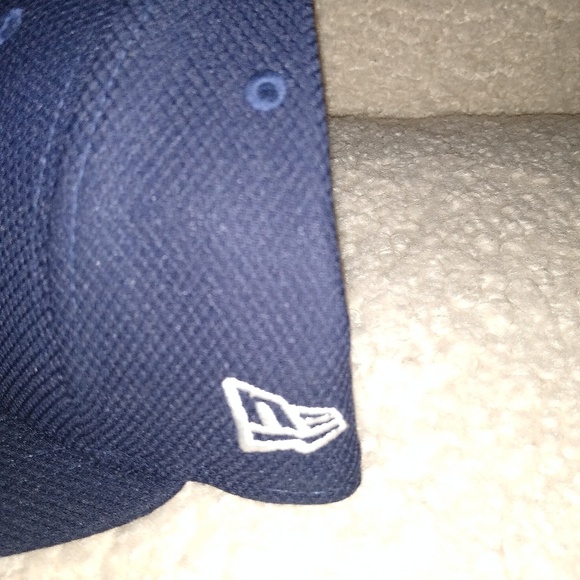 Milwaukee Brewers New Era Fitted Hat - Picture 5 of 5